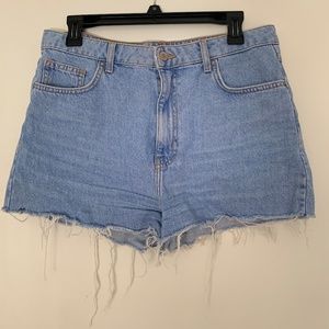 denim cut off shorts